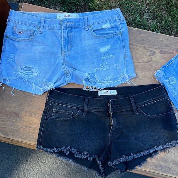 Hollister Destructed Jean shorts Bundle sz 7 (3) pairs Like New - Picture 2 of 10